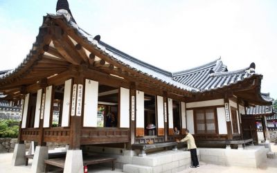 [한옥] Tìm Hiểu Ngôi Nhà Truyền Thống Hanok Của Hàn Quốc